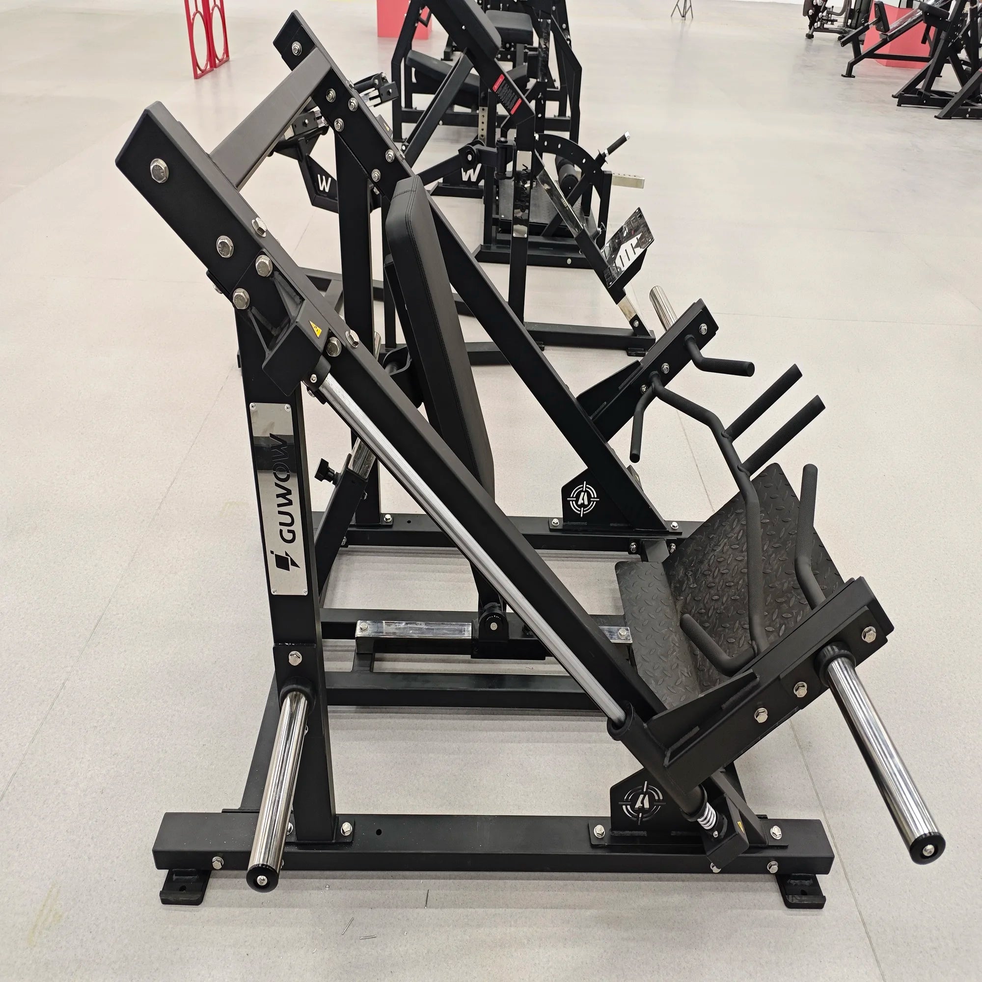 Versatile Cardio Strength Training Rowing Machine With Multiple Handle Positions For Arm & Tricep Workout Targets Chest Exercise